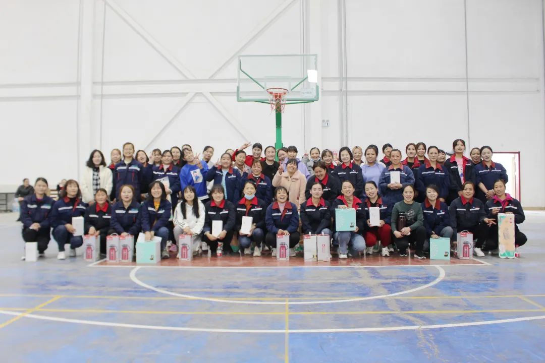 凝聚妇女力量，展示巾帼风采
