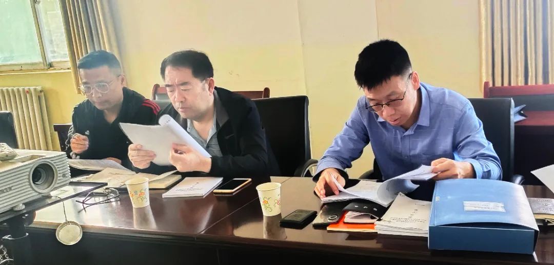 兰州铁路监督治理局及青藏铁路结合视察组莅临我司视察伟德国际1949官网专用铁路运行情况