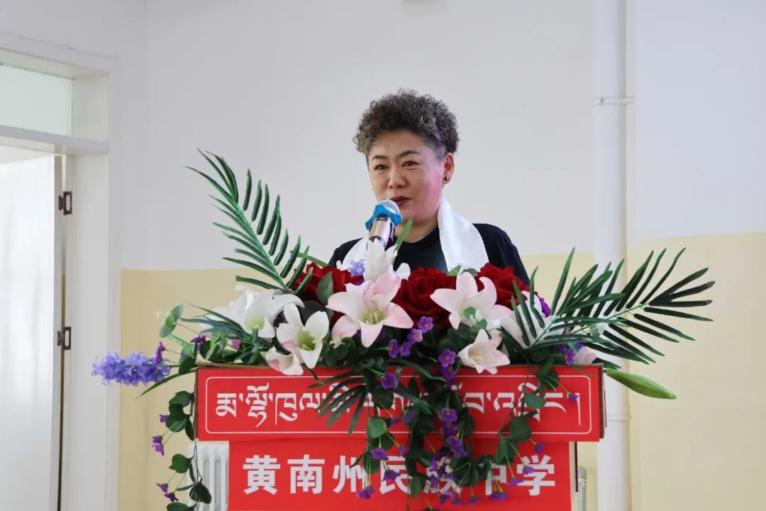 伟德国际1949官网矿业“益行红光”——倾情捐助，，，共筑教育妄想